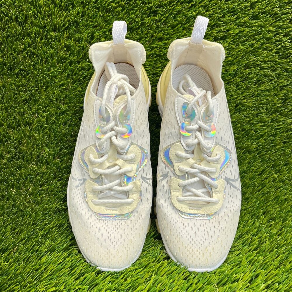 Nike React Vision Womens Size 7 Beige White Gray Athletic Running Shoes Sneakers - Picture 5 of 10